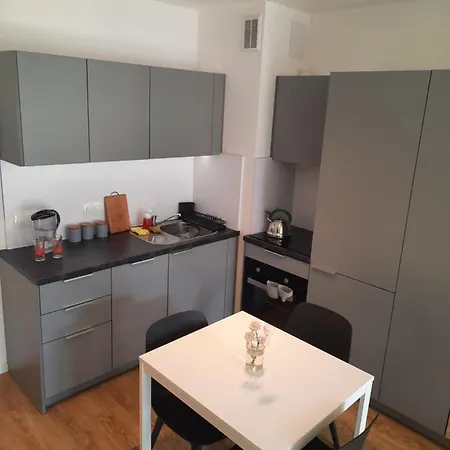 Apartament Szary 2 Km Od Plazy